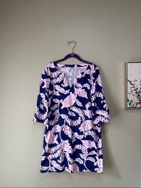🌸Lilly Pulitzer Navy and Light Pink Floral V-Neck Dress